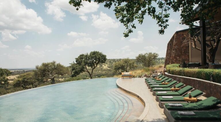 Melia Serengeti infinity pool